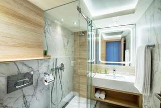 Отель Best Western Kutaisi Кутаиси Стандартный двухместный номер с 2 отдельными кроватями-6